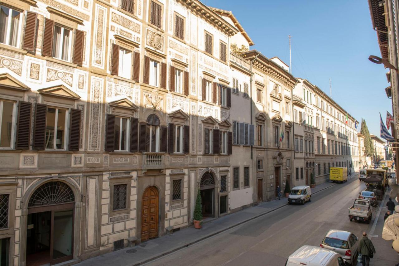 Mamo - Cavour Rosa * Florença