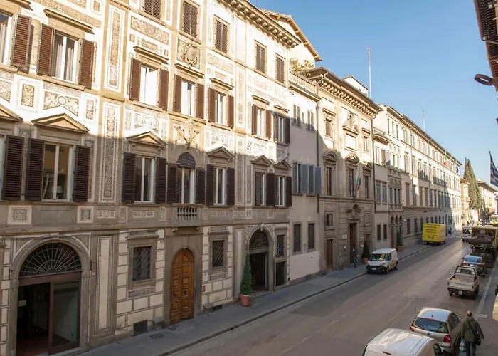 Mamo Florence - Cavour Rosa Apartment